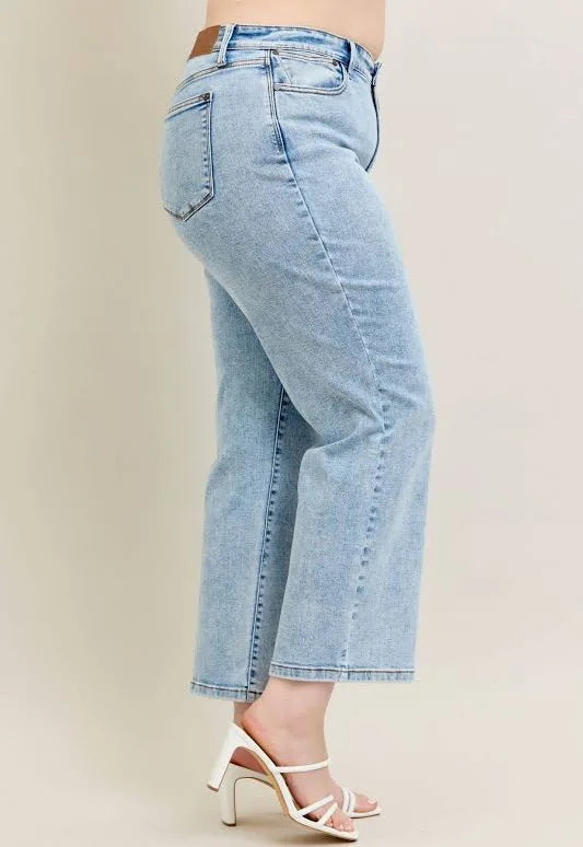 Judy Blue Chill Nights Straight Leg Jeans