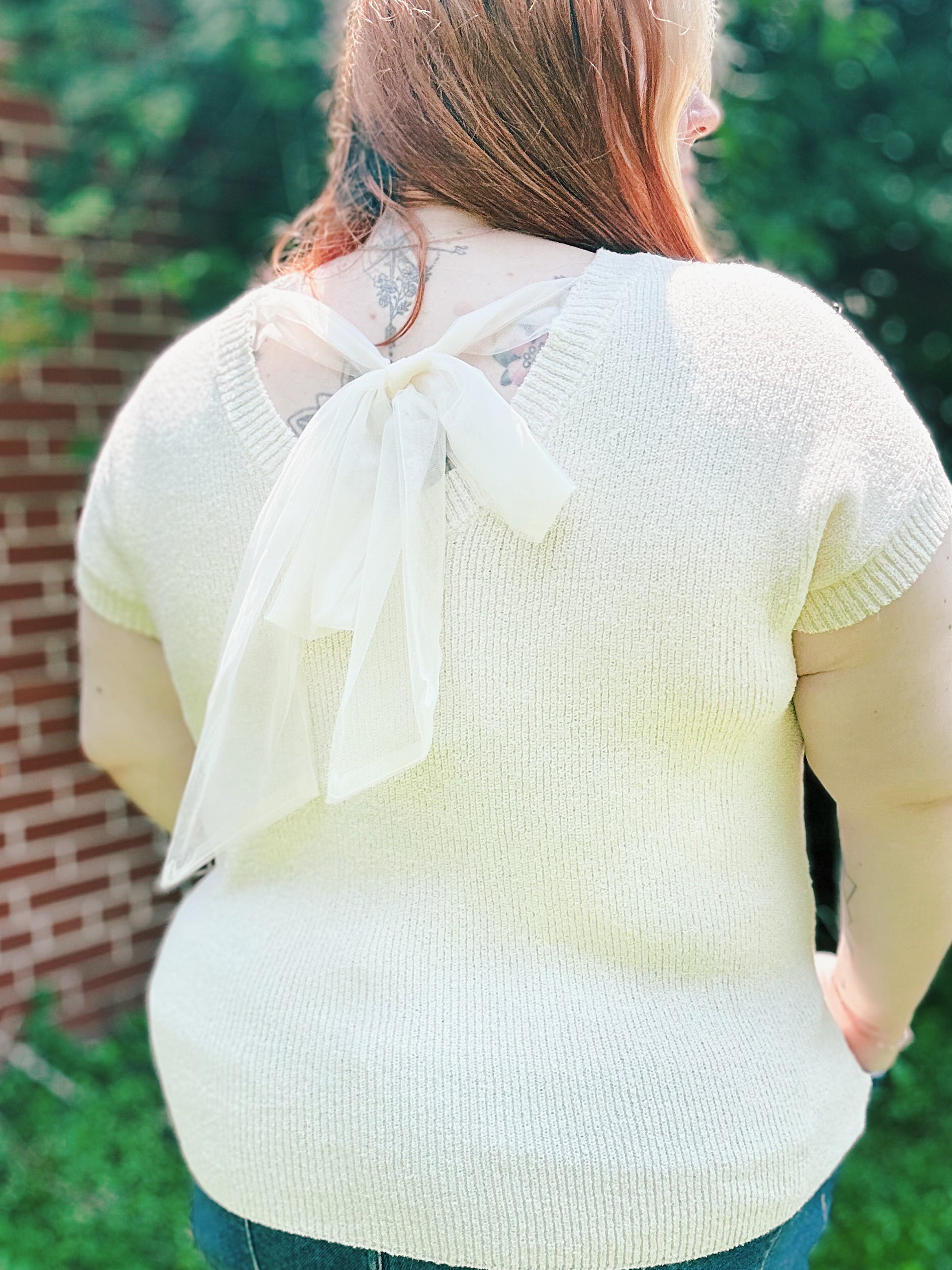 Delicate Bow Top