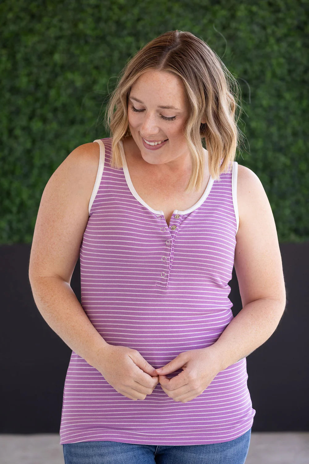 Shiloh Button Tank